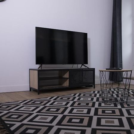 Апартаменты Triplex 110 M2 Centre Historique Avec Jacuzzi Динан Экстерьер фото