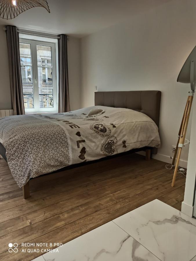 Апартаменты Triplex 110 M2 Centre Historique Avec Jacuzzi Динан Экстерьер фото