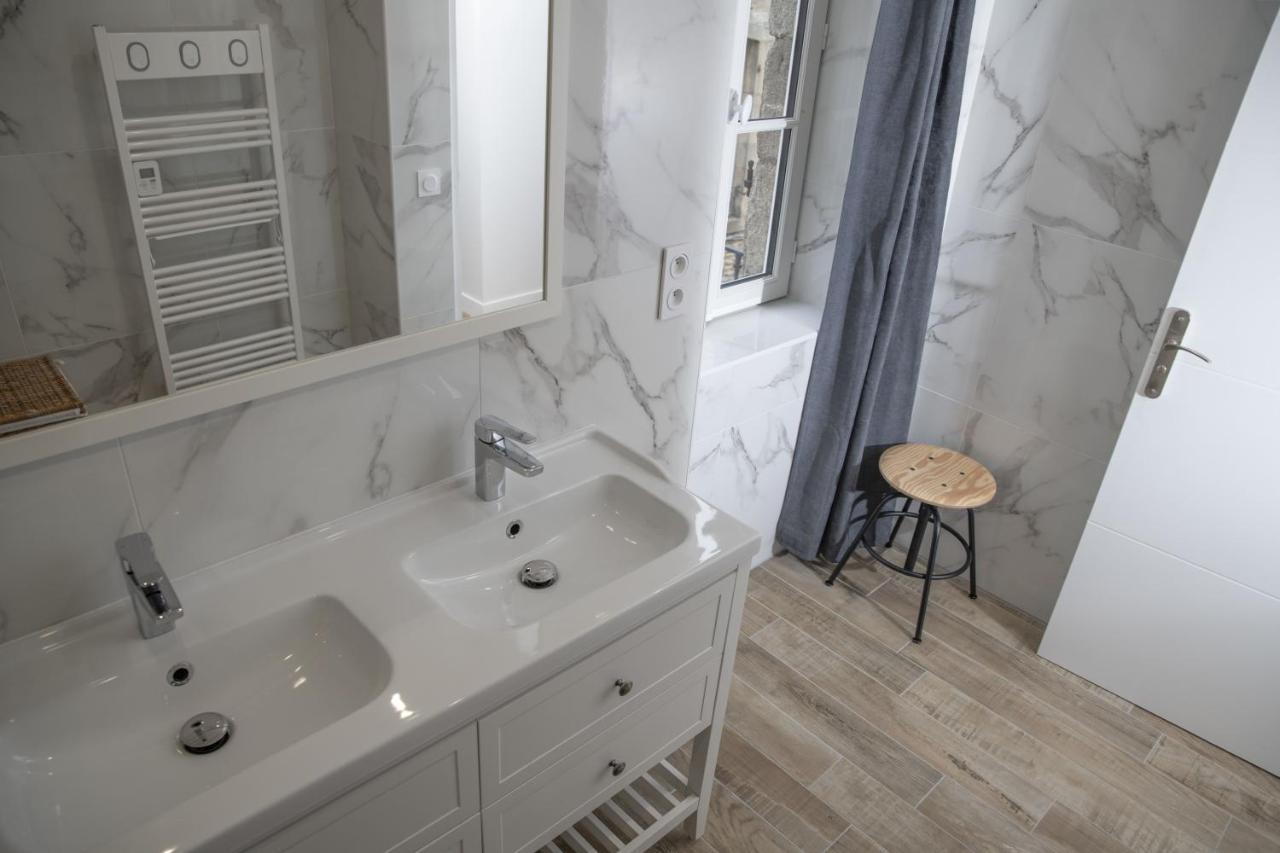 Апартаменты Triplex 110 M2 Centre Historique Avec Jacuzzi Динан Экстерьер фото